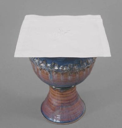 Picture of 100% Cotton Chalice Pall with Wheat/Grapes - Pack of 3