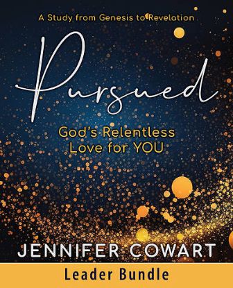 Picture of Pursued - Women's Bible Study Leader Bundle
